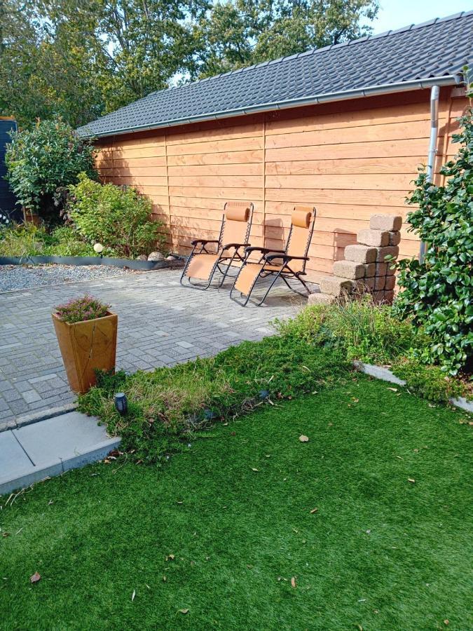 B&B Typisch Lelies Liessel Esterno foto